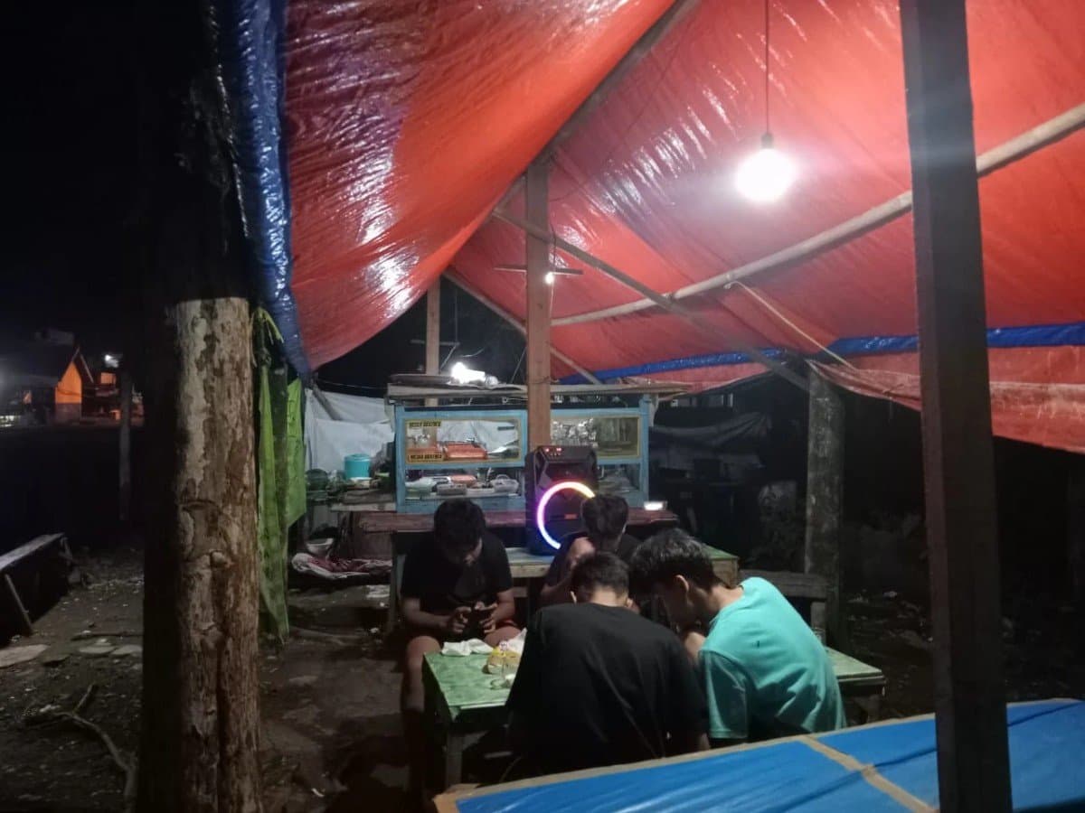 Foto Angkringan tb tb