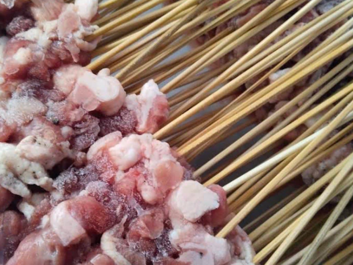 Foto WARUNG MAKAN SATE BEBEK DAN TONGSENG
