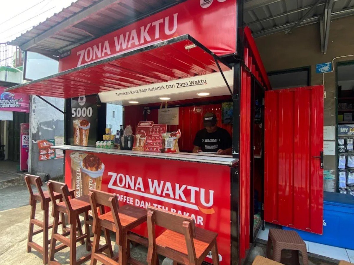 ZONA WAKTU COFFE & TEH BAKAR BANTARBOLANG-PEMALANG di Desa Bantarbolang, Kecamatan Bantarbolang, Pemalang