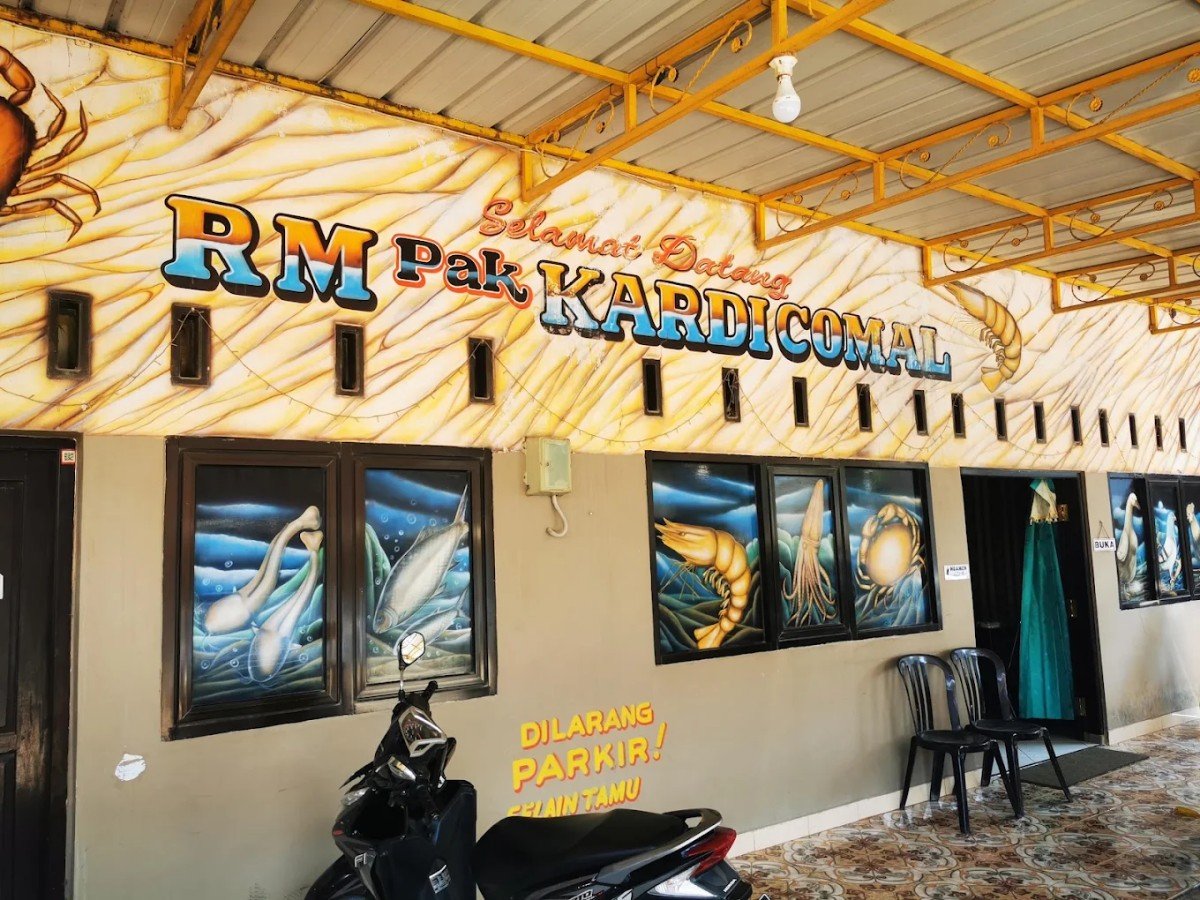 RM Kepiting PAK KARDI 2 Comal (Cabang) di Desa Purwosari, Kecamatan Comal, Pemalang