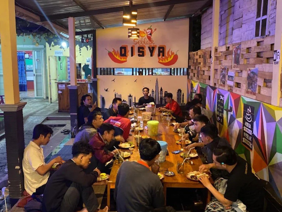 Seblak Qisya di Desa Banyumudal, Kecamatan Moga, Pemalang