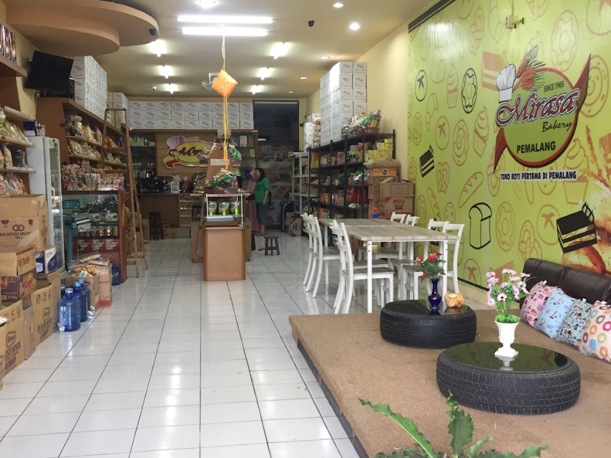 MIRASA bakery di Desa Pelutan, Kecamatan Pemalang, Pemalang