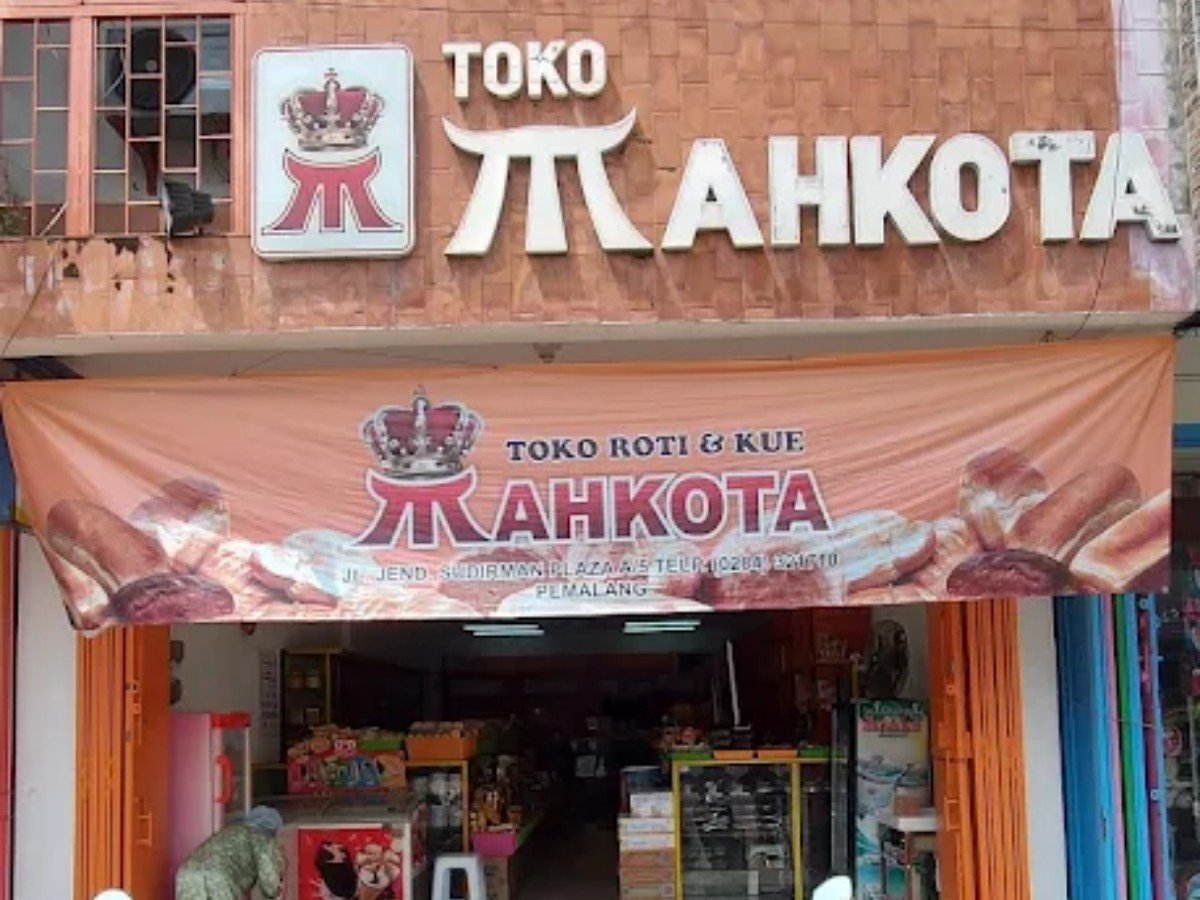 Mahkota Cake & Bakery di Desa Mulyoharjo, Kecamatan Pemalang, Pemalang