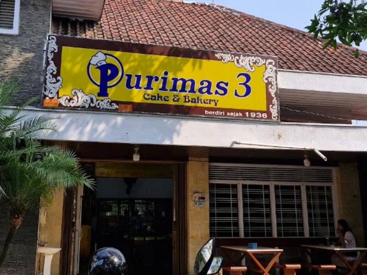 Purimas 3 Pemalang Bakery & Resto di Desa Pelutan, Kecamatan Pemalang, Pemalang
