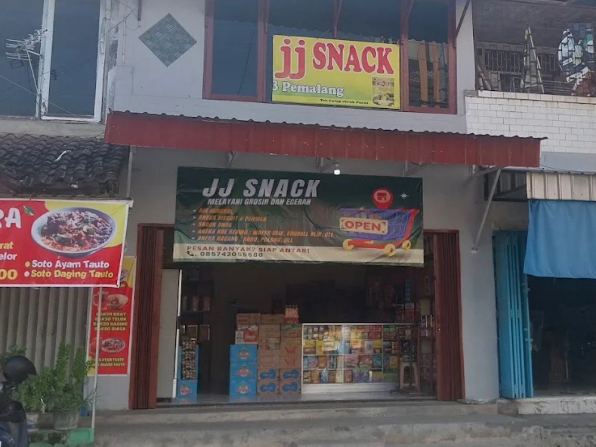 JJ SNACK PEMALANG di Desa Mulyoharjo, Kecamatan Pemalang, Pemalang
