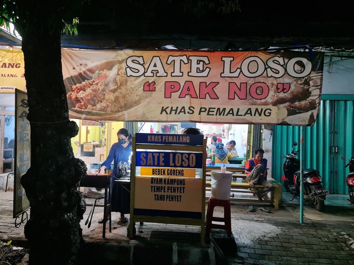 Sate Loso Pak No Putri Khas Pemalang di Desa Pelutan, Kecamatan Pemalang, Pemalang