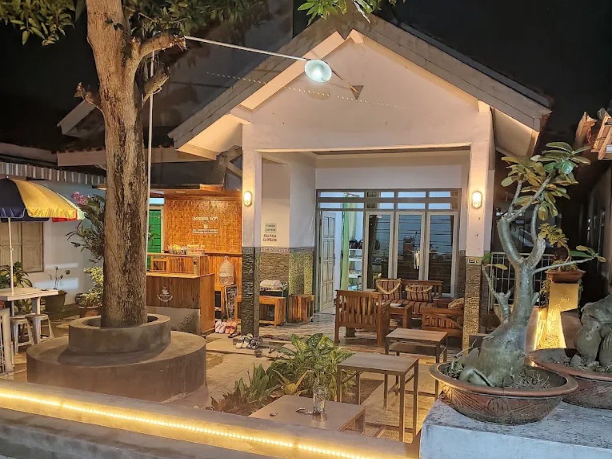 Ashaabul Kopi Petarukan di Desa Petarukan, Kecamatan Petarukan, Pemalang