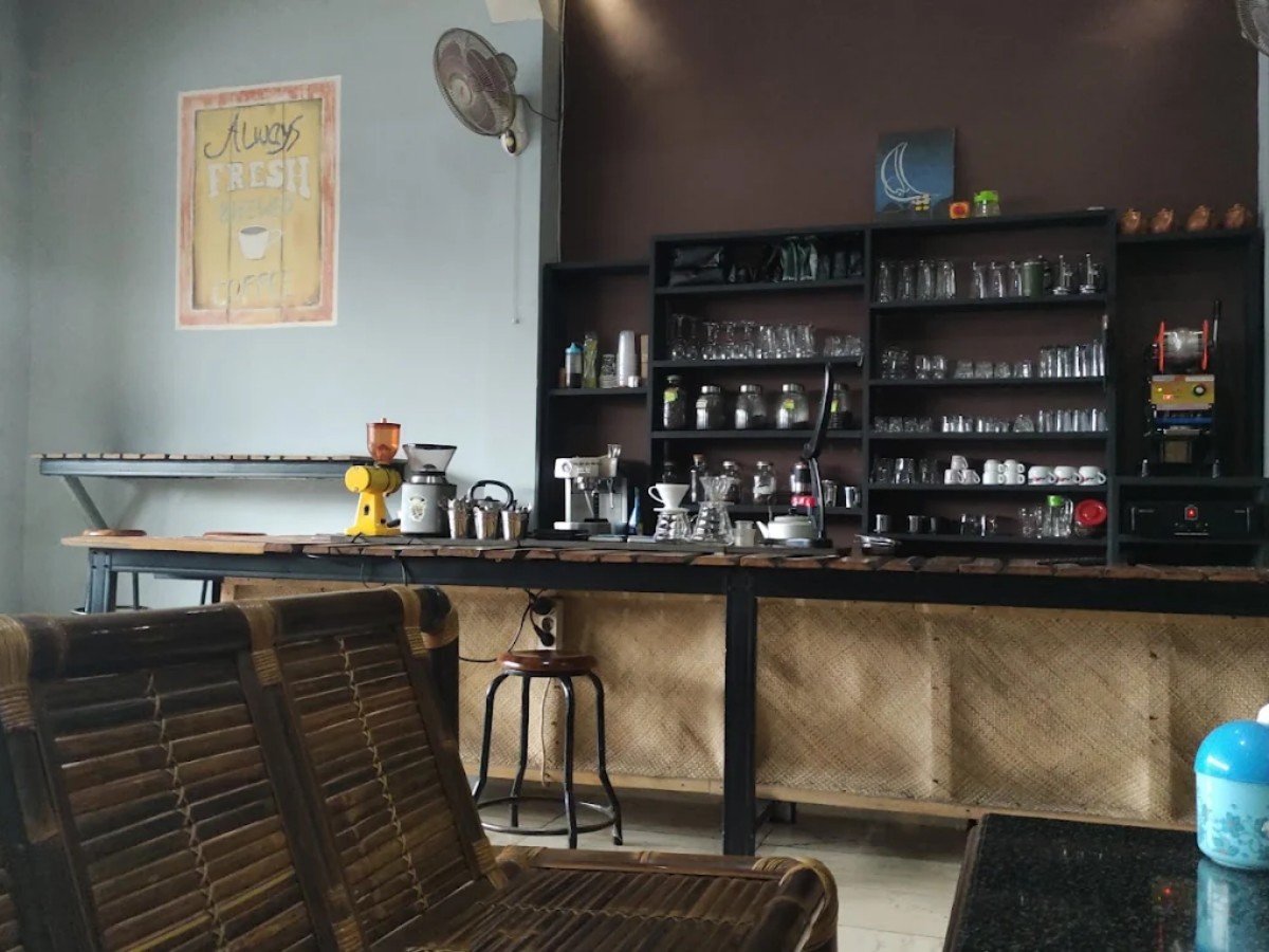 Kedai Uncle Geng di Desa Randudongkal, Kecamatan Randudongkal, Pemalang