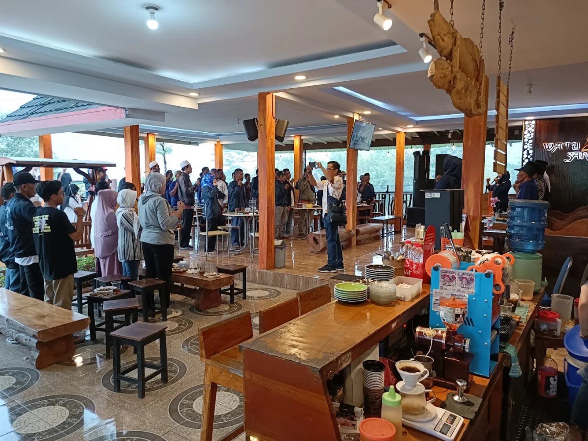 Watu Sangan di Desa Kecepit, Kecamatan Randudongkal, Pemalang