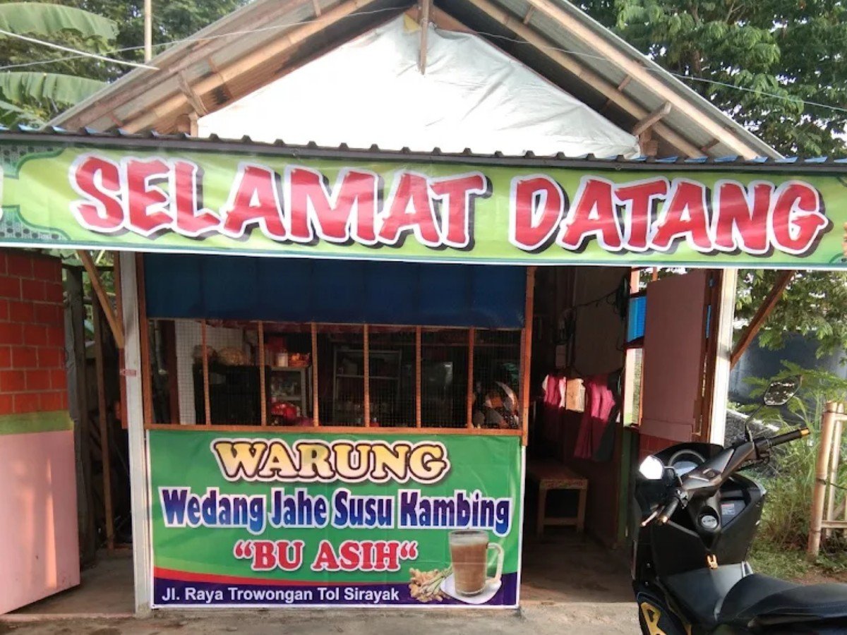 WARUNG WEDANG JAHE BU ASIH di Desa Jebed Utara, Kecamatan Taman, Pemalang