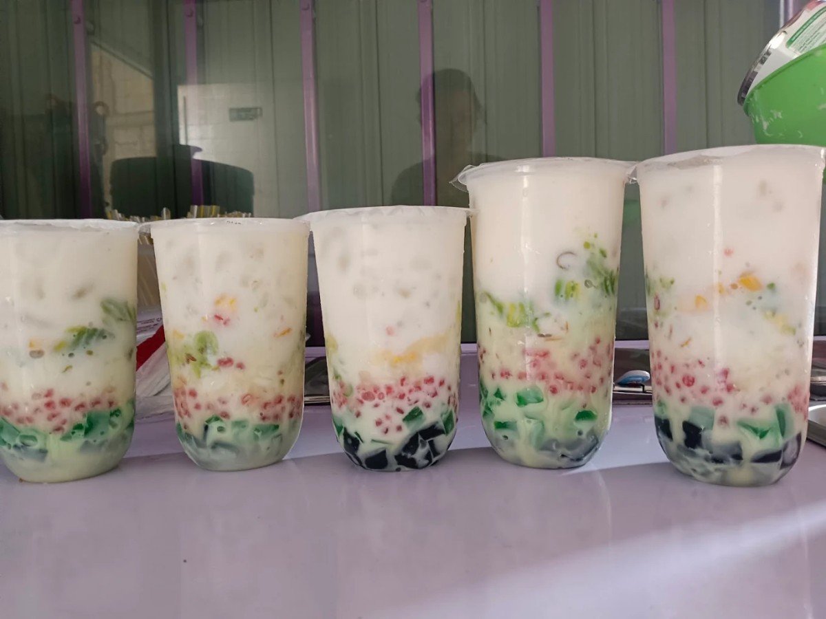 Nadya Es Teller & keripik pisang di Desa Jebed Utara, Kecamatan Taman, Pemalang