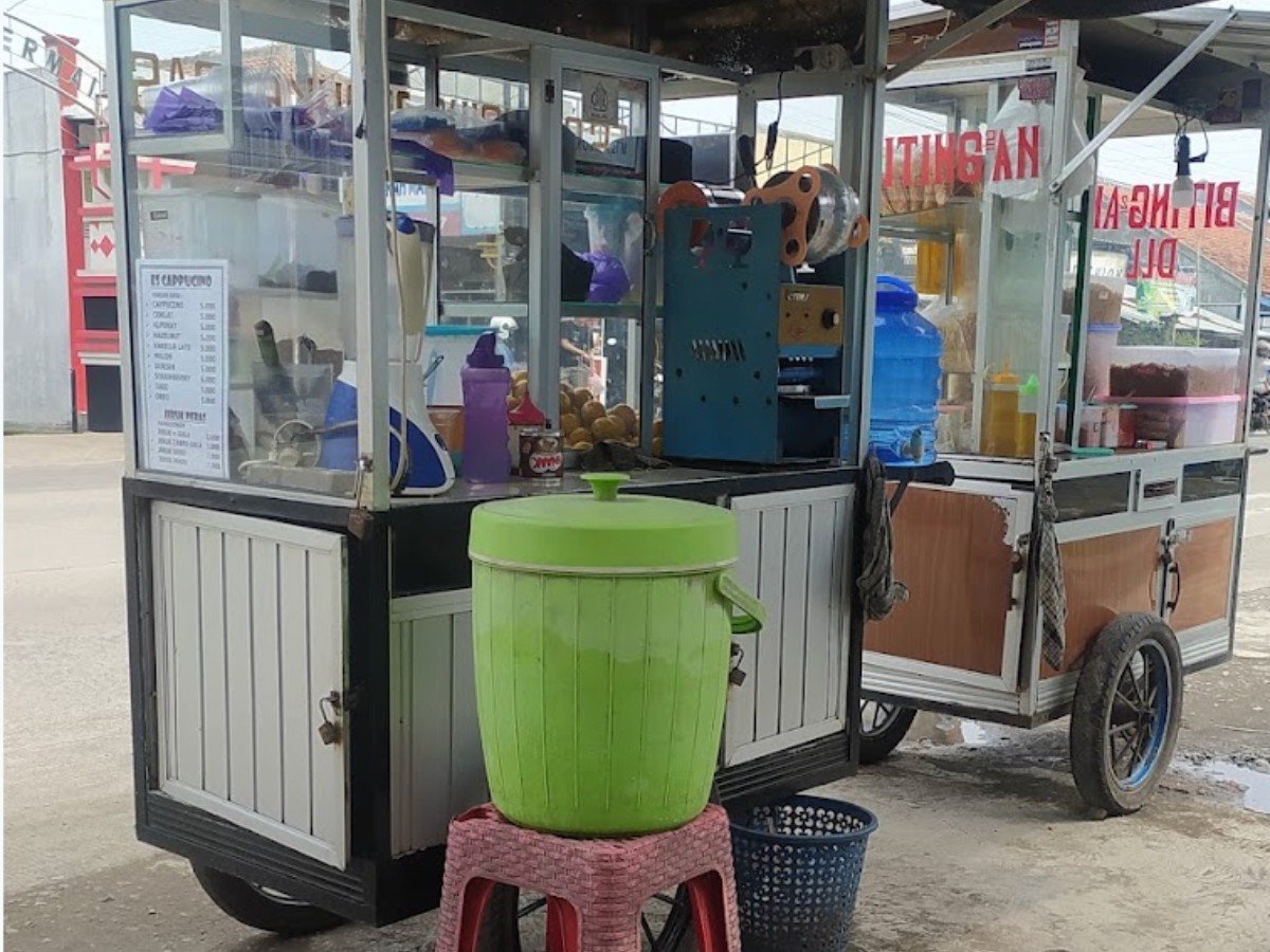 Seblak Hot Mas Rudy di Desa Banjardawa, Kecamatan Taman, Pemalang